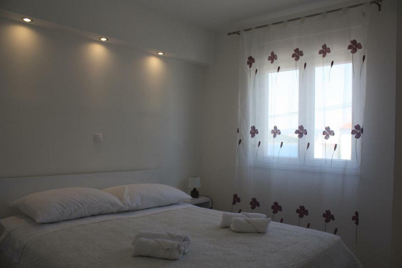 Villa Tea Ražanj Exteriör bild