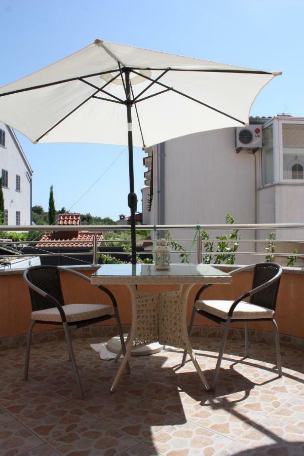 Villa Tea Ražanj Exteriör bild